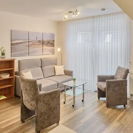 Ruge Bries, 17 Apartment Duhnen